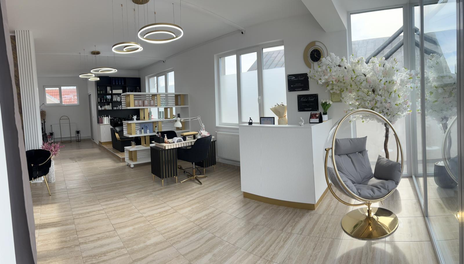 MONIQUE STUDIO