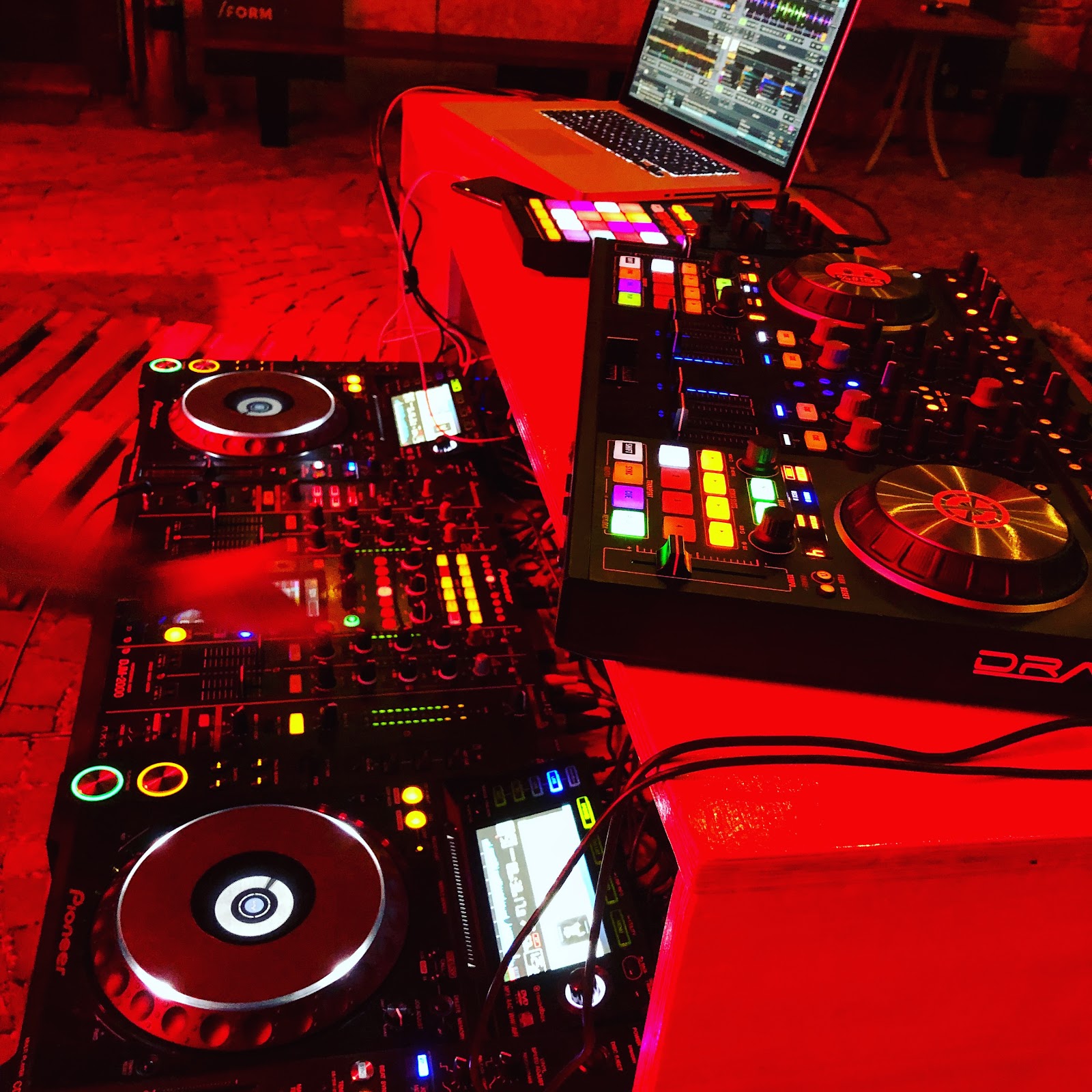 CDj events