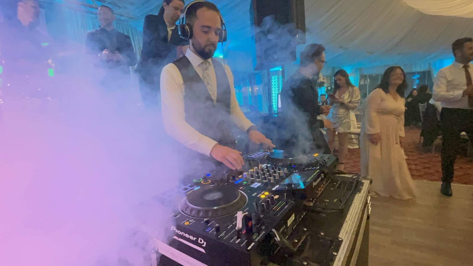Dj Tudor