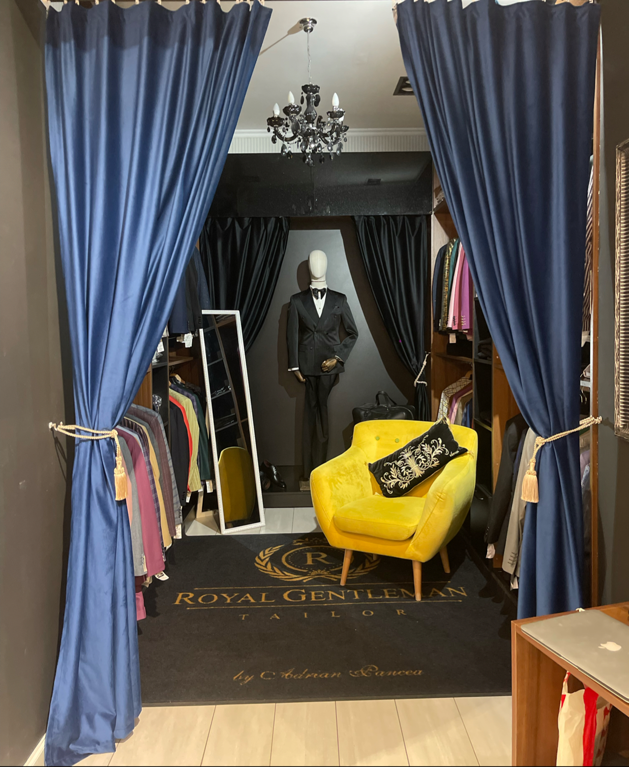 Royal Gentleman Tailor