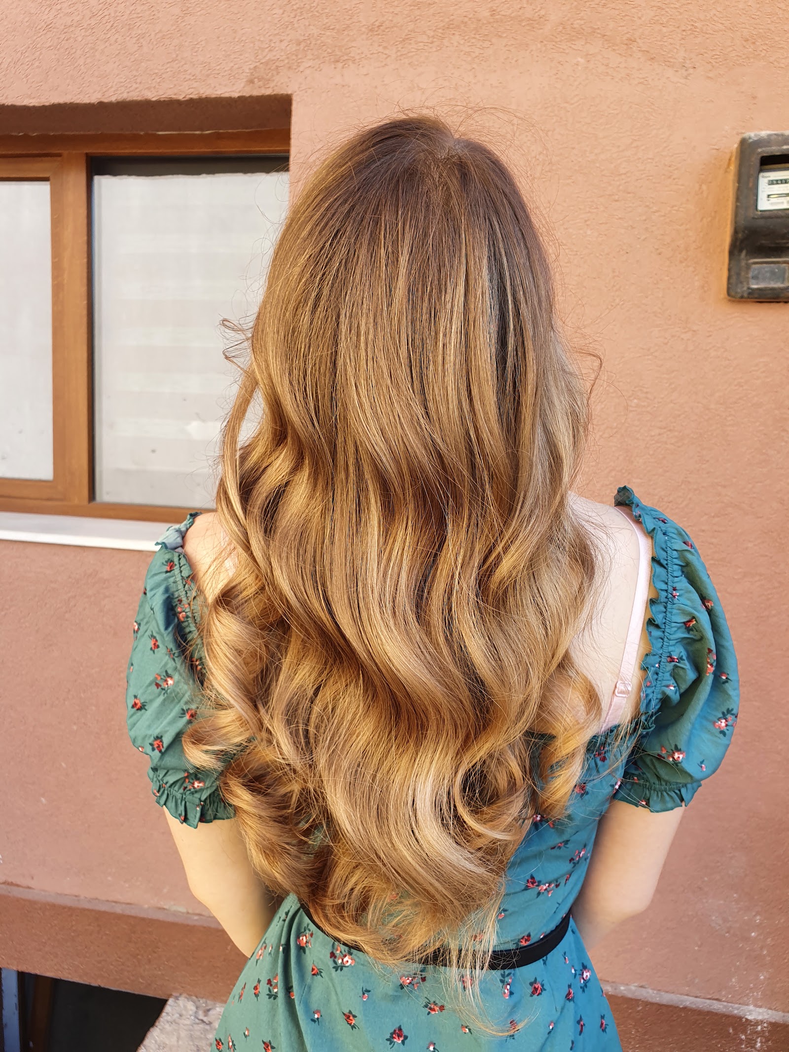 Black Scissors Hair Studio