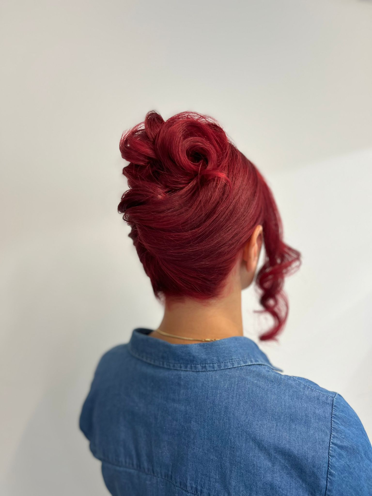 Salon Absolute Beauty By Beder Ioana