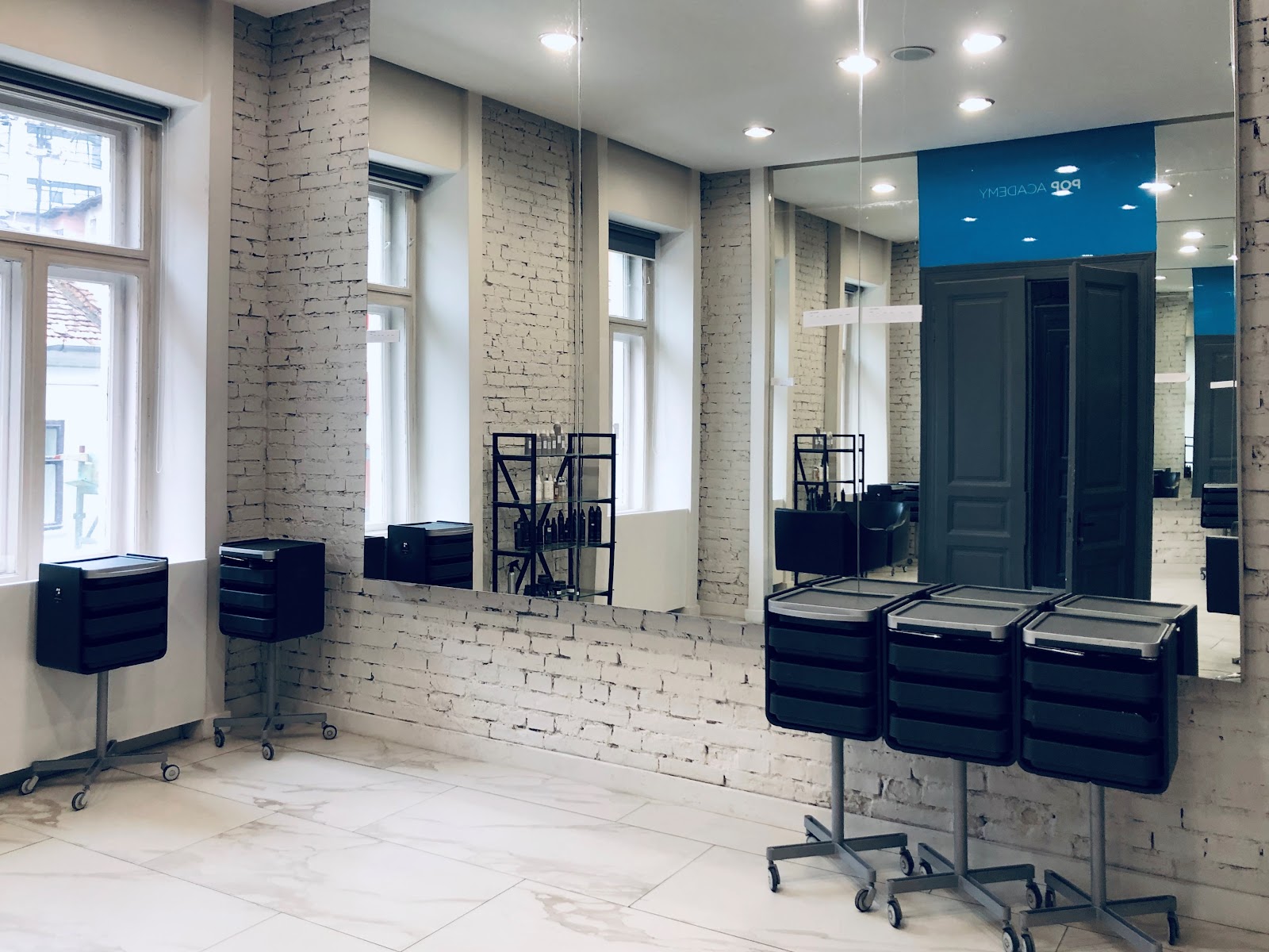 Pop Salon