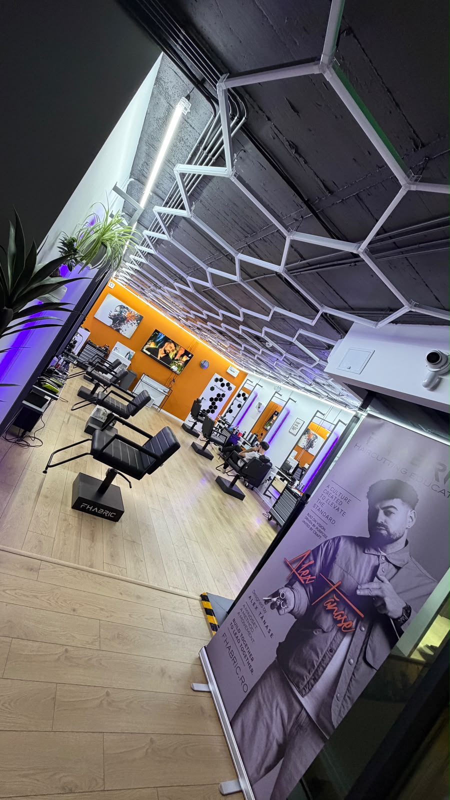 FHABRIC Salon & Academy