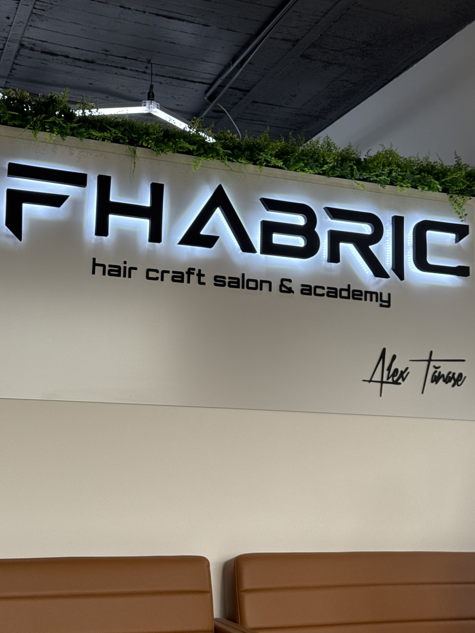 FHABRIC Salon & Academy