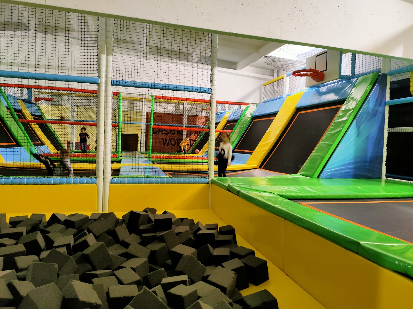 Laser Tag World & World Jump