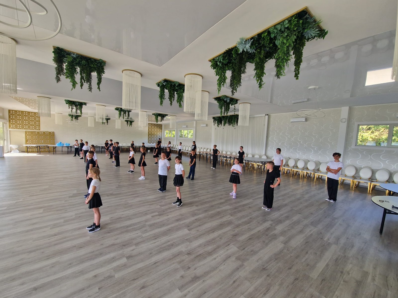 Diamond Dance Club