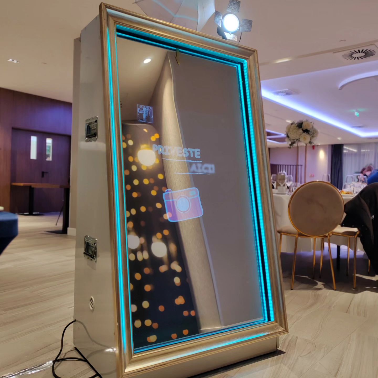 Magic Selfie Mirror Cabina Foto - Oglinda Magica
