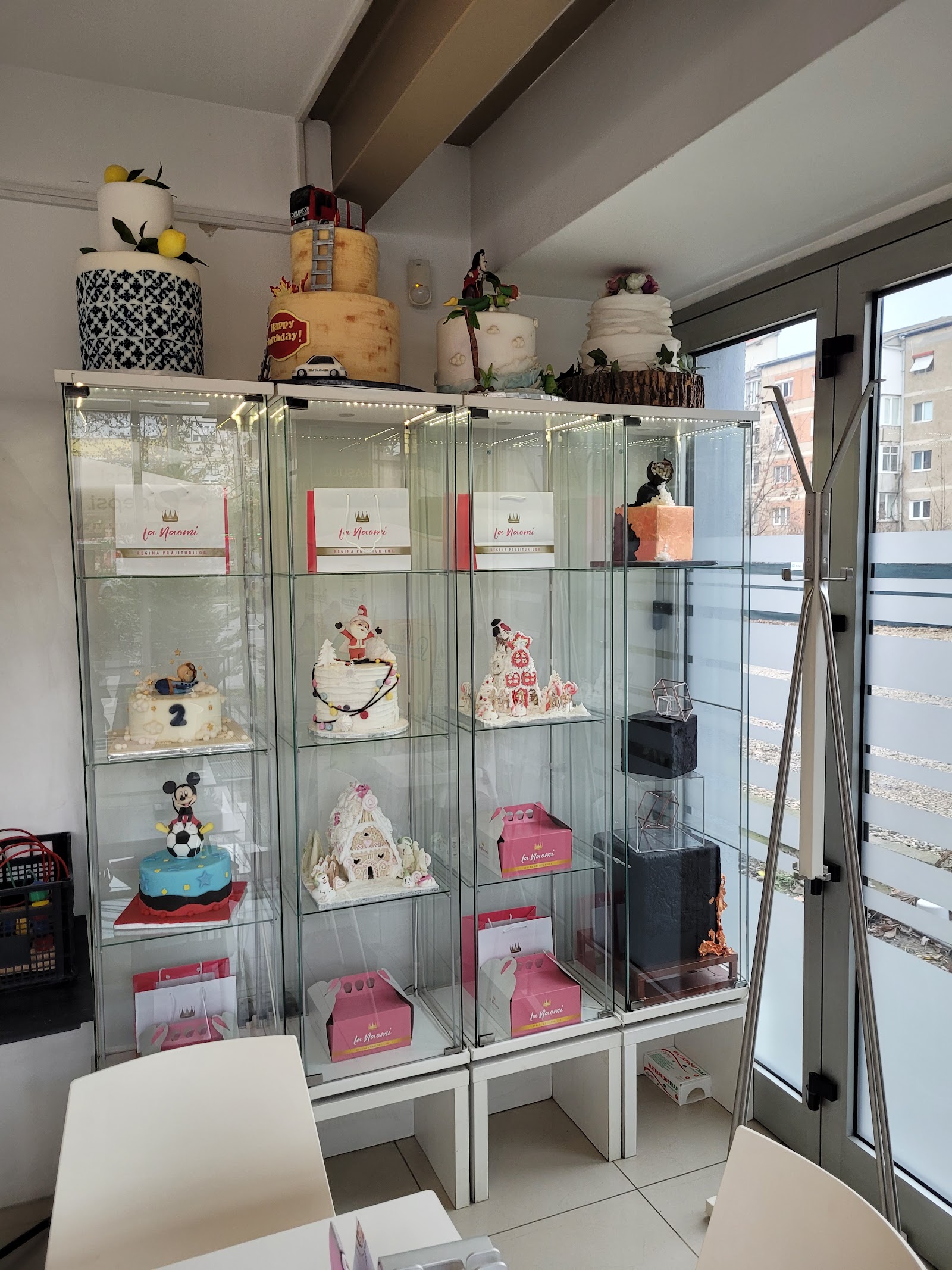 Cofetaria La Naomi