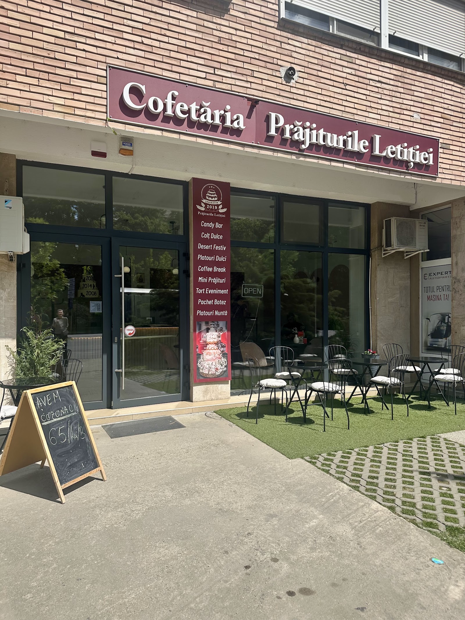 Prăjiturile Letiției