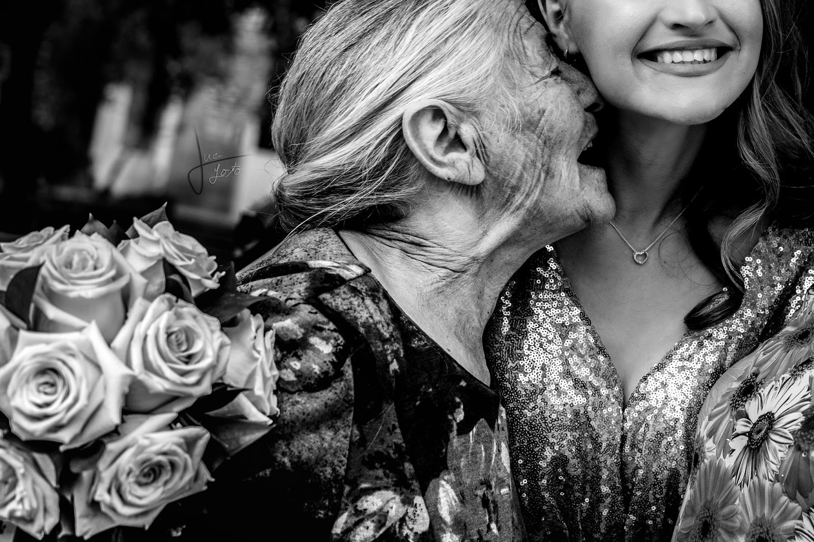 Luci Foto, Fotograf de Nunta Profesionist