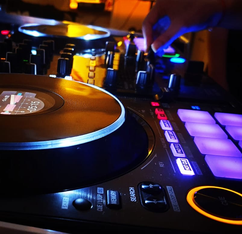Sunetim DJs