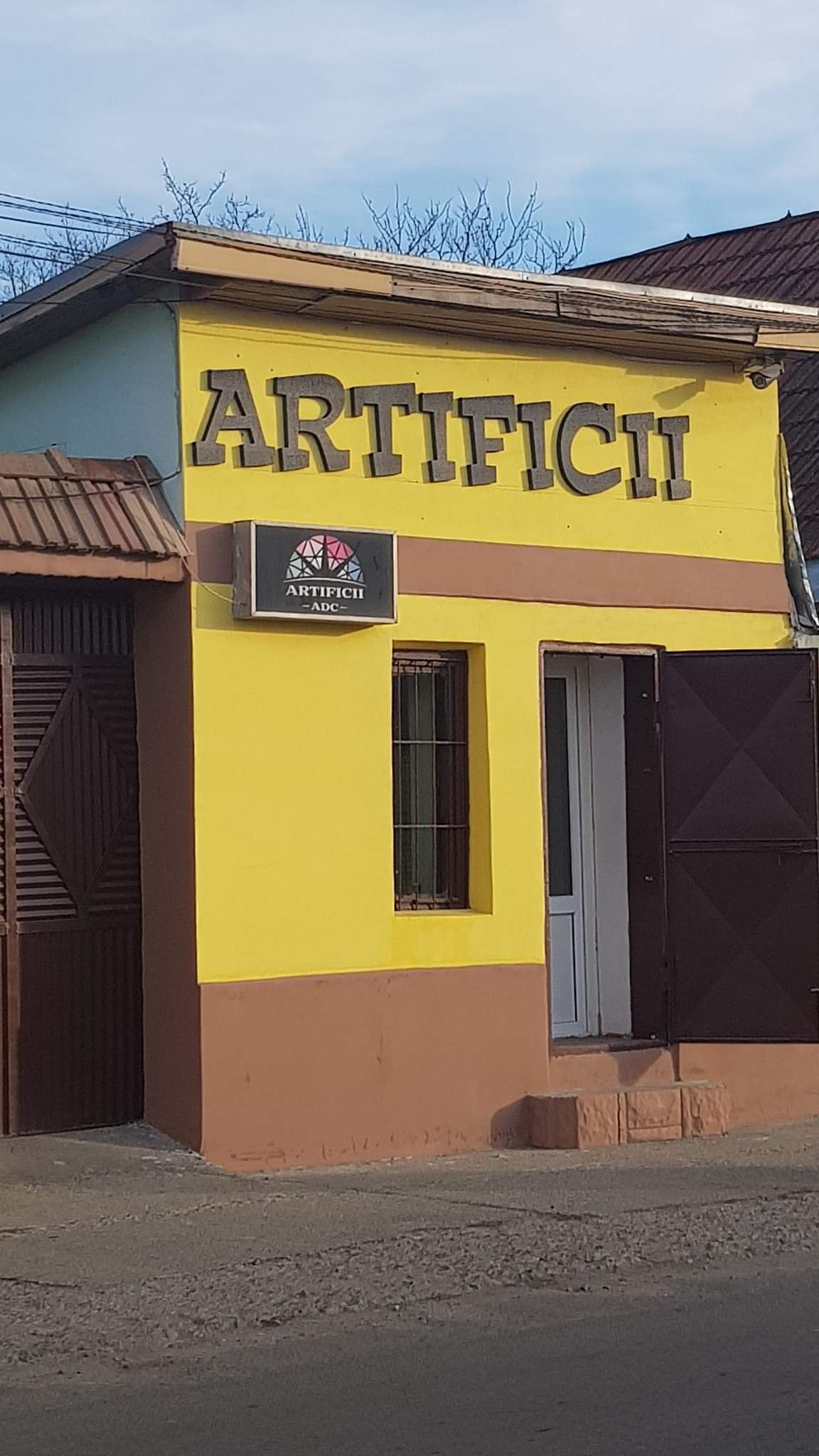 Artificii ADC
