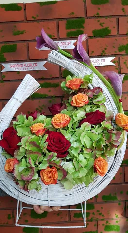 "Simfonia Florilor" Florarie Tecuci, Flori, Buchete Flori Tecuci. Livrare Flori Tecuci