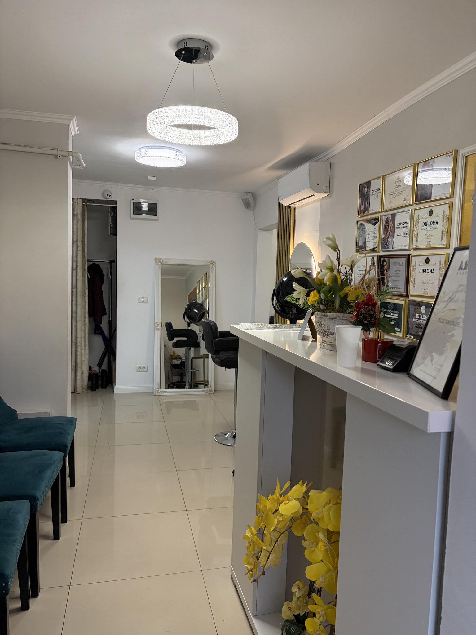 Alexandra Chiata Beauty Salon