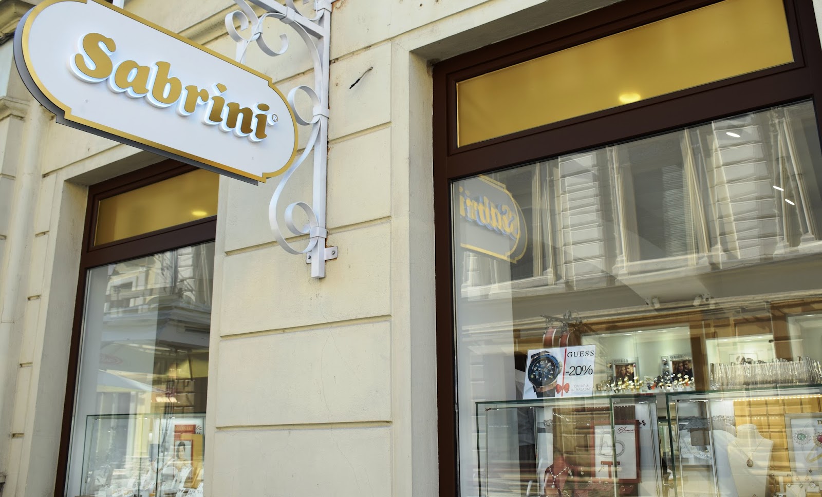 Sabrini - Piața Unirii Timișoara