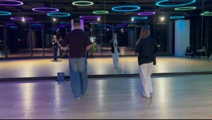 Baila Na’ Ma’ Dance Company