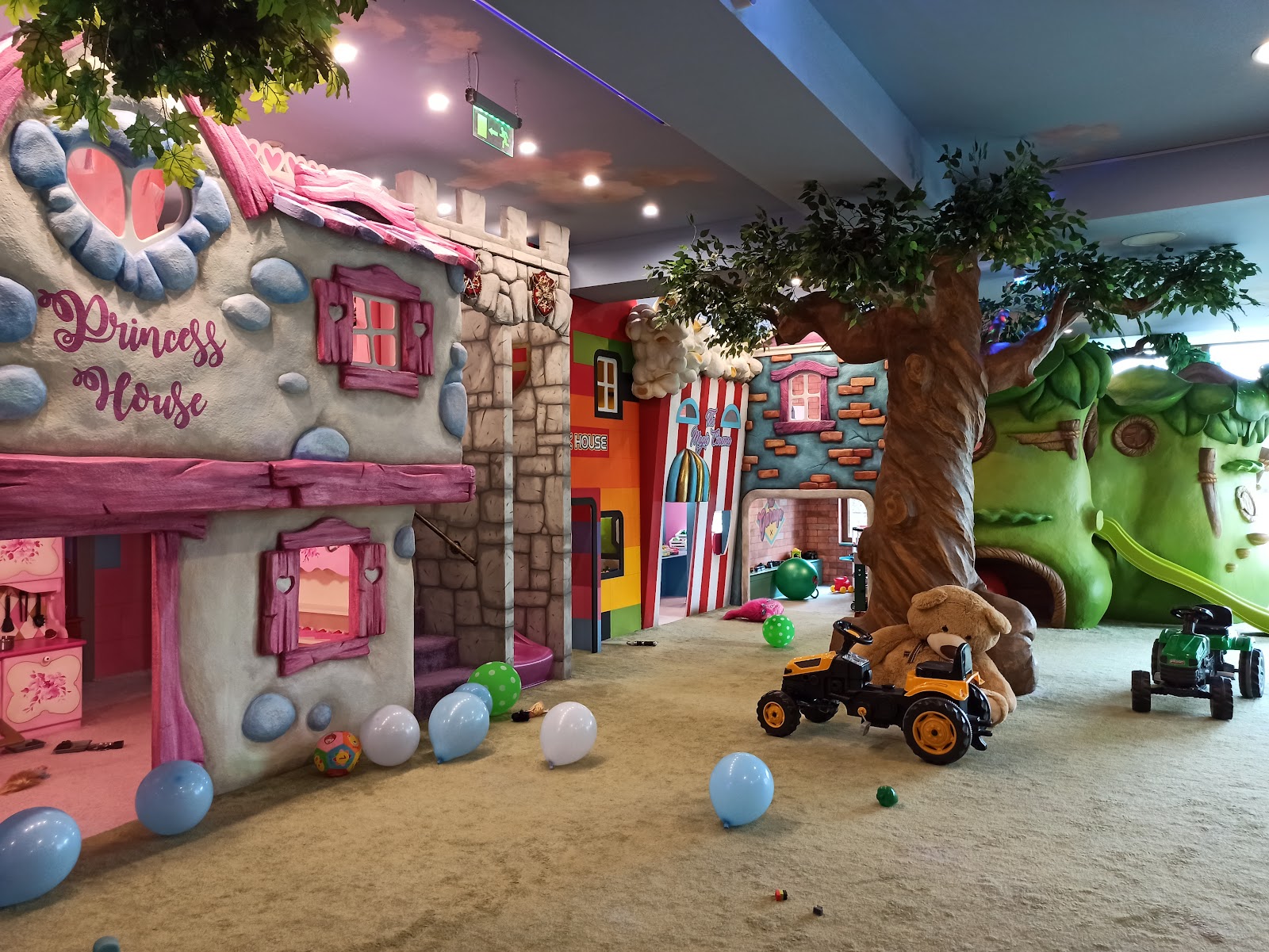 Magic Town SRL