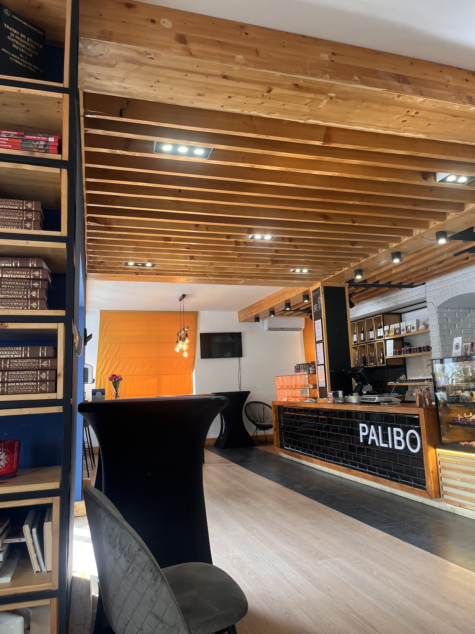 COFETARIA PALIBO ROZELOR | PODU ROS IASI