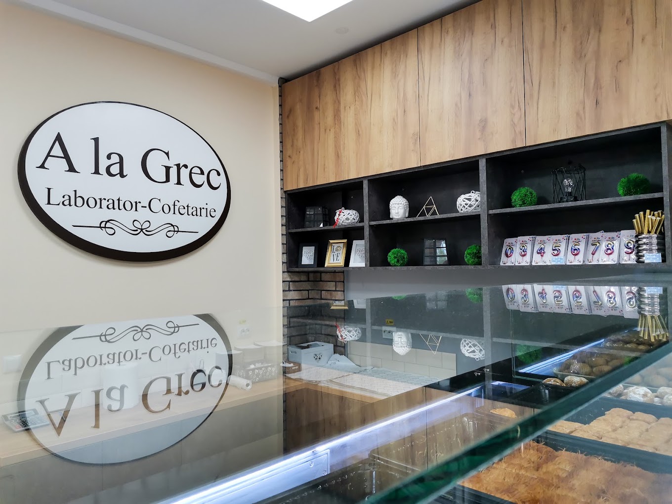 Cofetăria A la Grec - Dancu