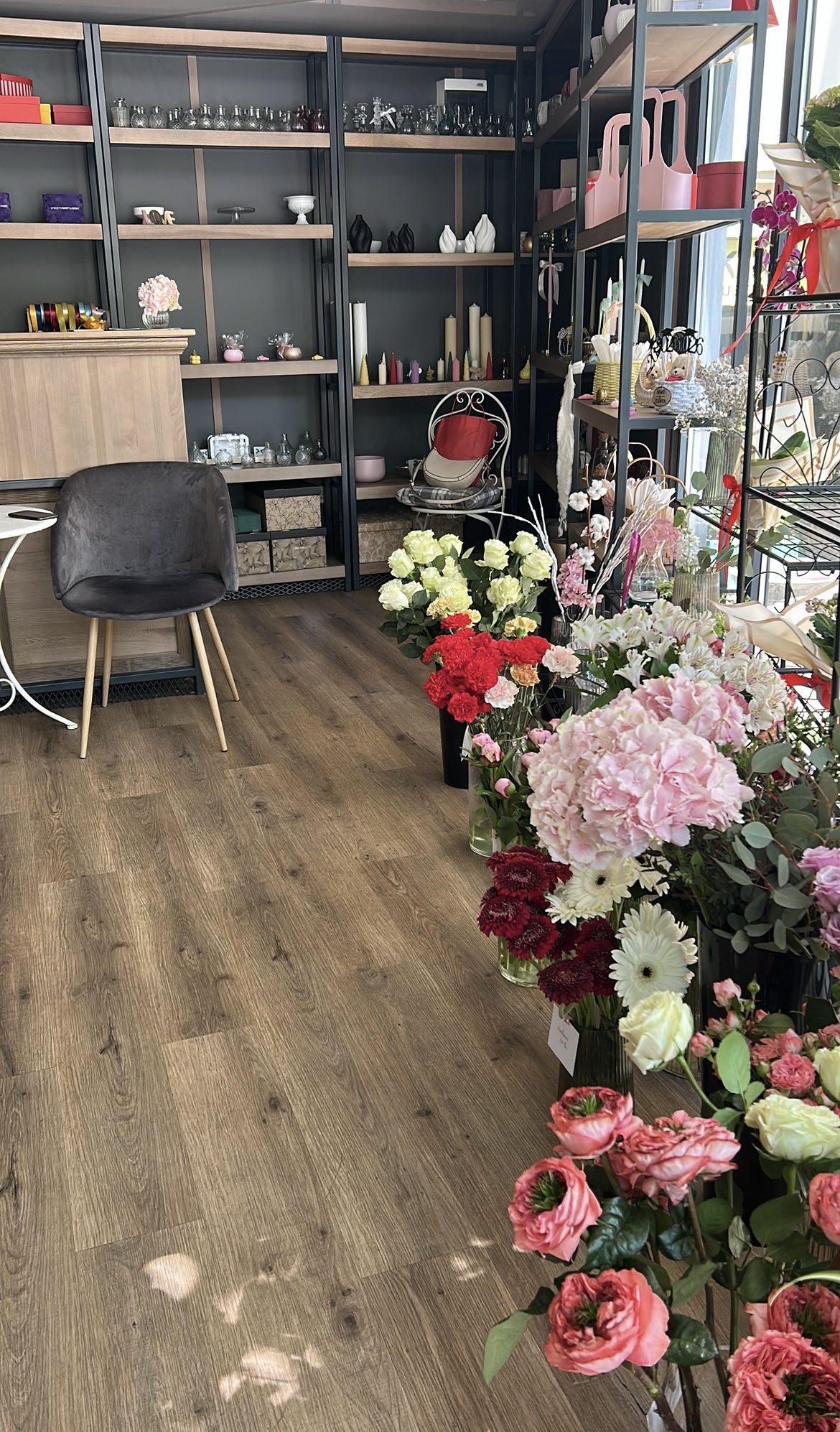 Vitelis Flowers & Events