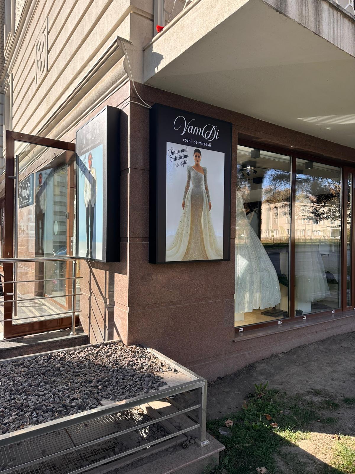 VamDi Iași - Rochii de Mireasă și Costume de Ceremonie