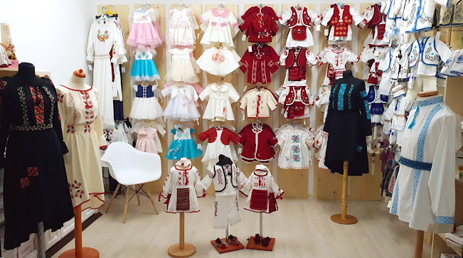 Deco-Artis - magazin Trusouri Botez Personalizate, costume botez, costume populare copii, eco printing Iasi