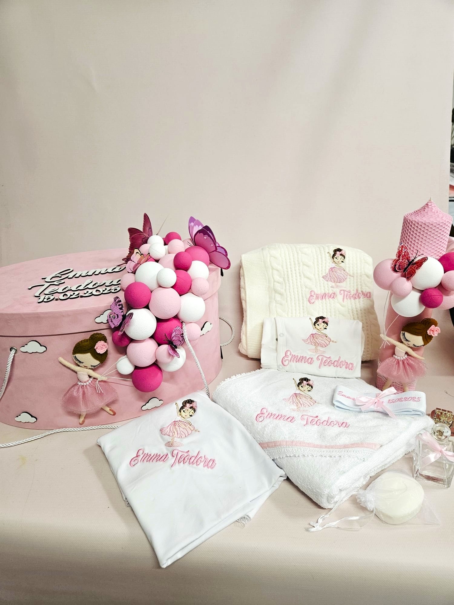 Atelier Eveline - Trusouri de Botez, Lumanari de Botez, Cadouri Personalizate, Papusi si Rucsacele
