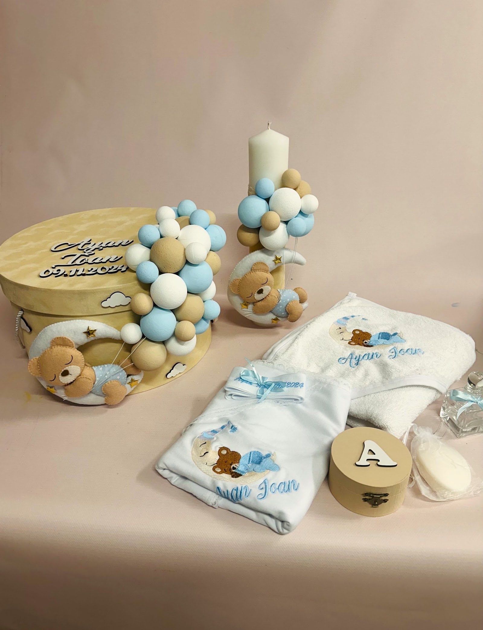 Atelier Eveline - Trusouri de Botez, Lumanari de Botez, Cadouri Personalizate, Papusi si Rucsacele