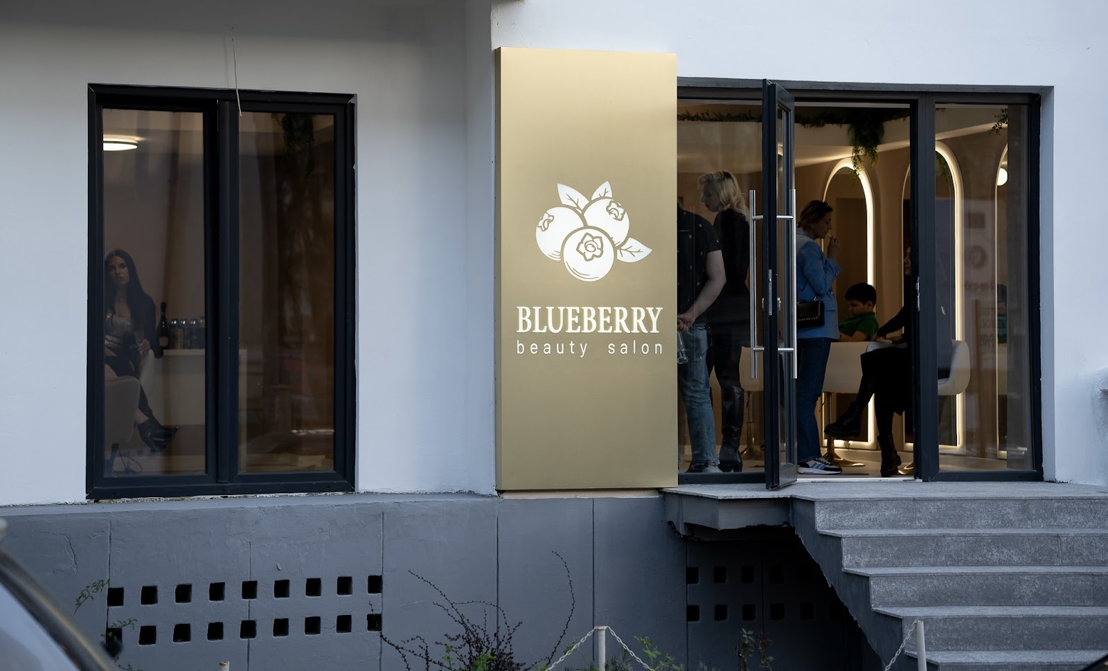 Blueberry Beauty Salon
