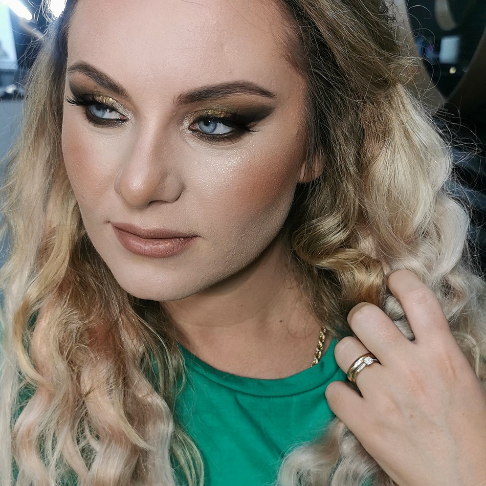 Makeup by Nona
