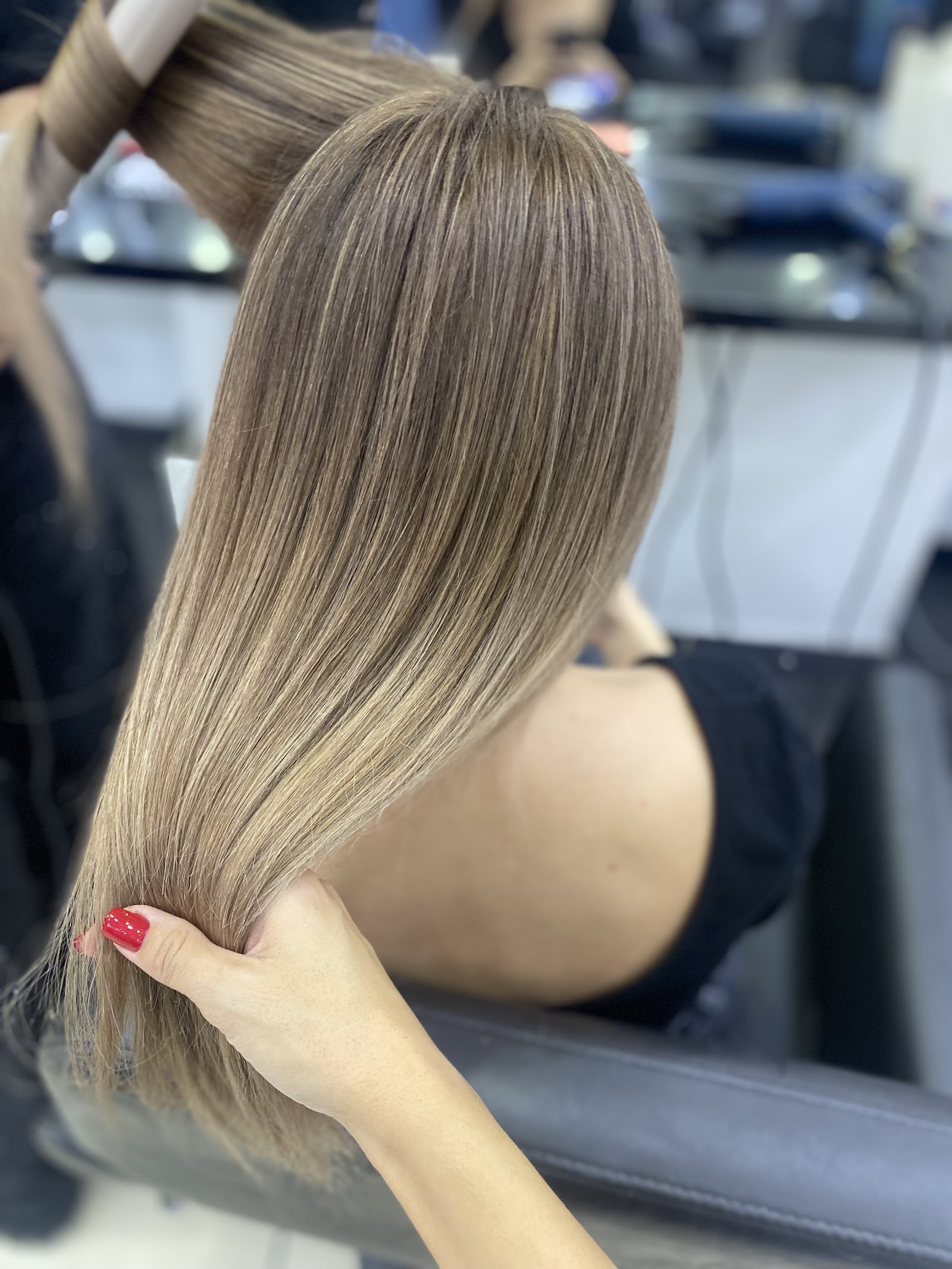 SALON SESSION
