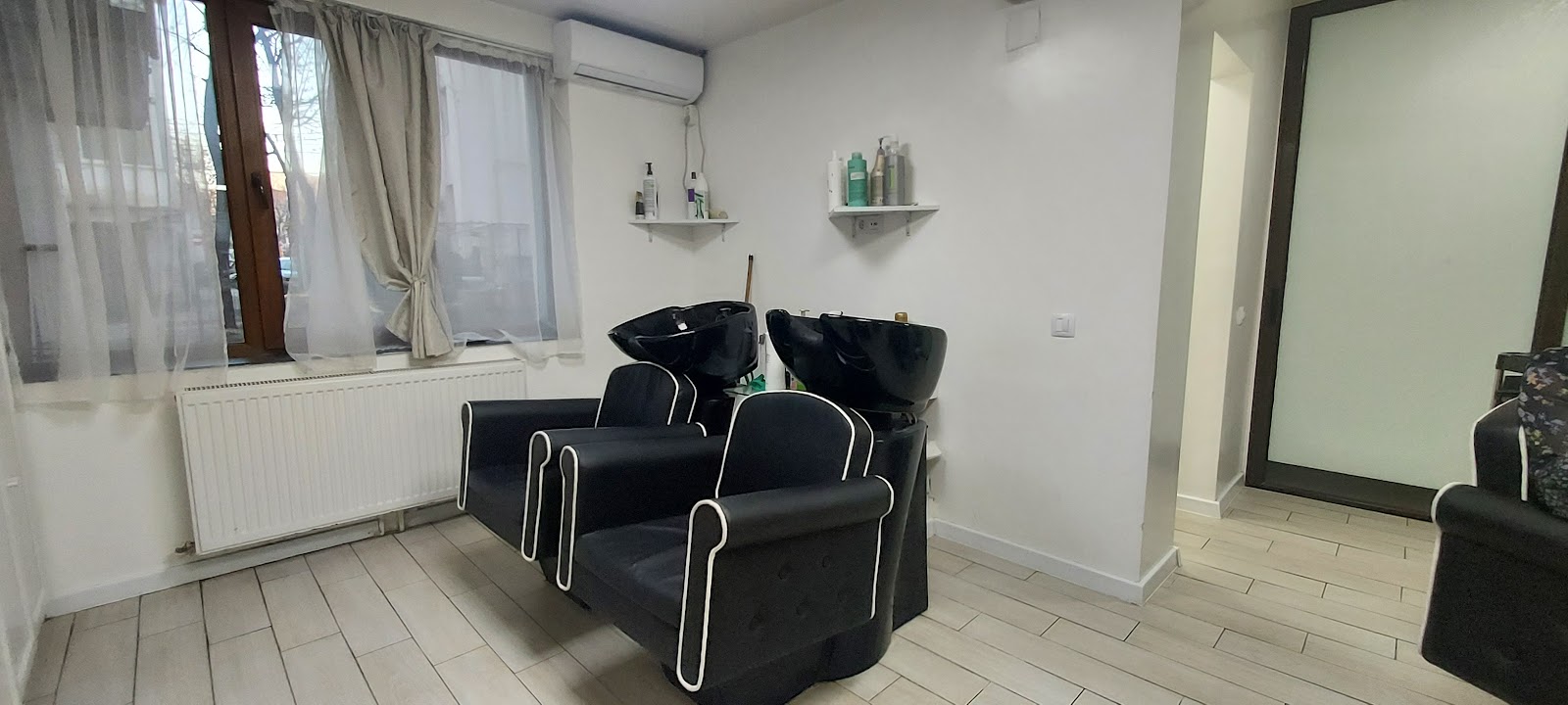 EXCLUSIVE BEAUTY STUDIO