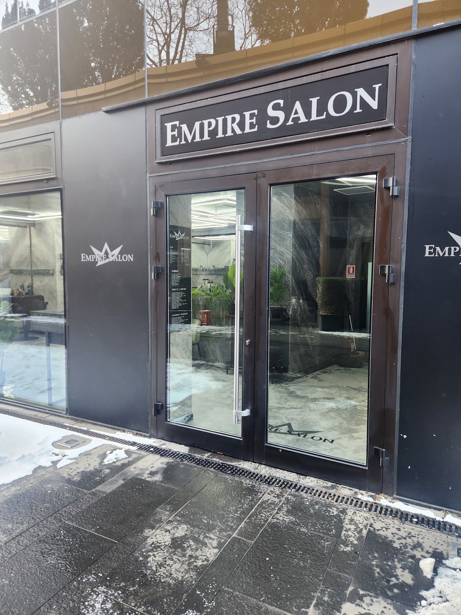 Empire Salon Iasi