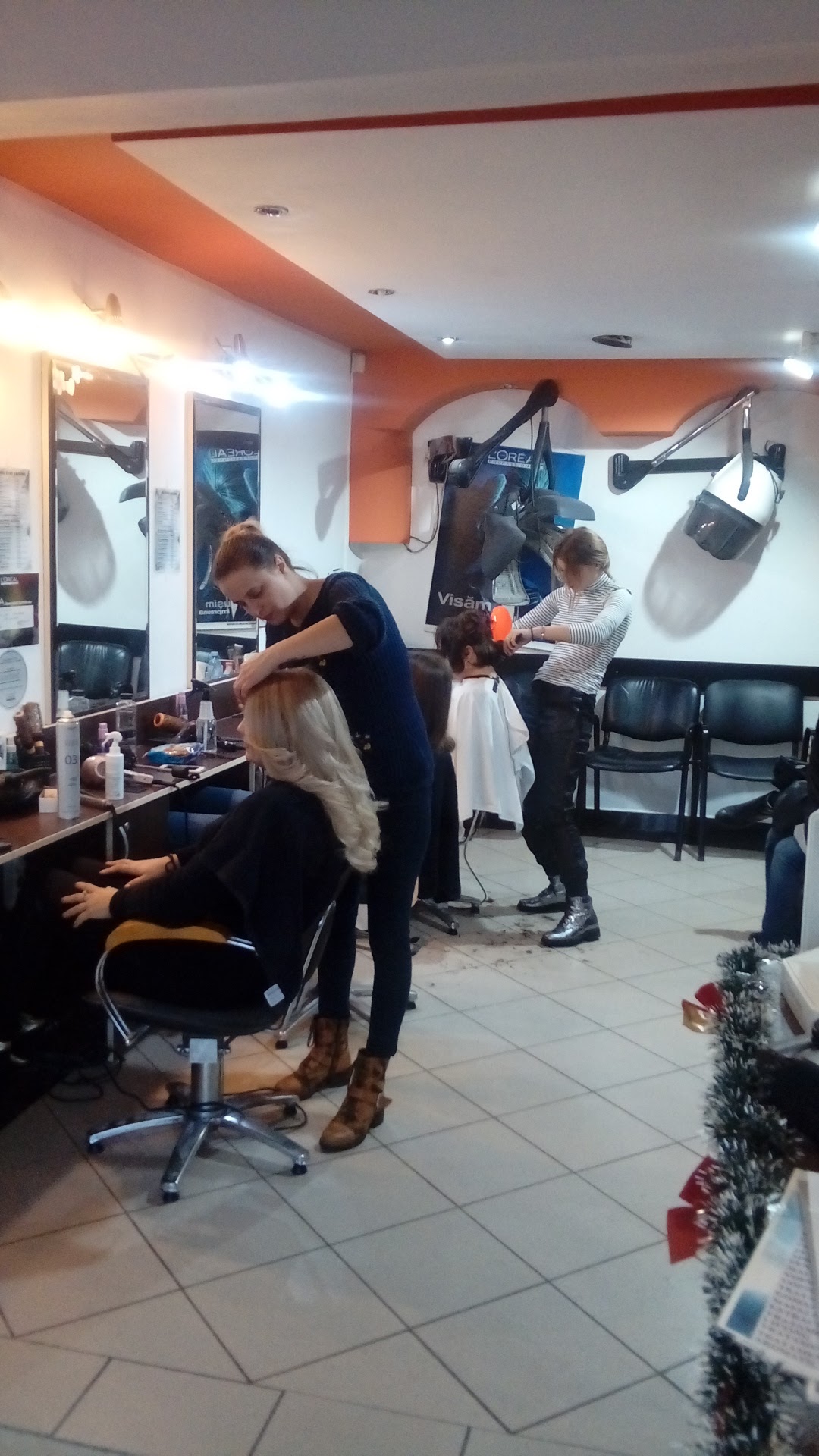 Salon Anais
