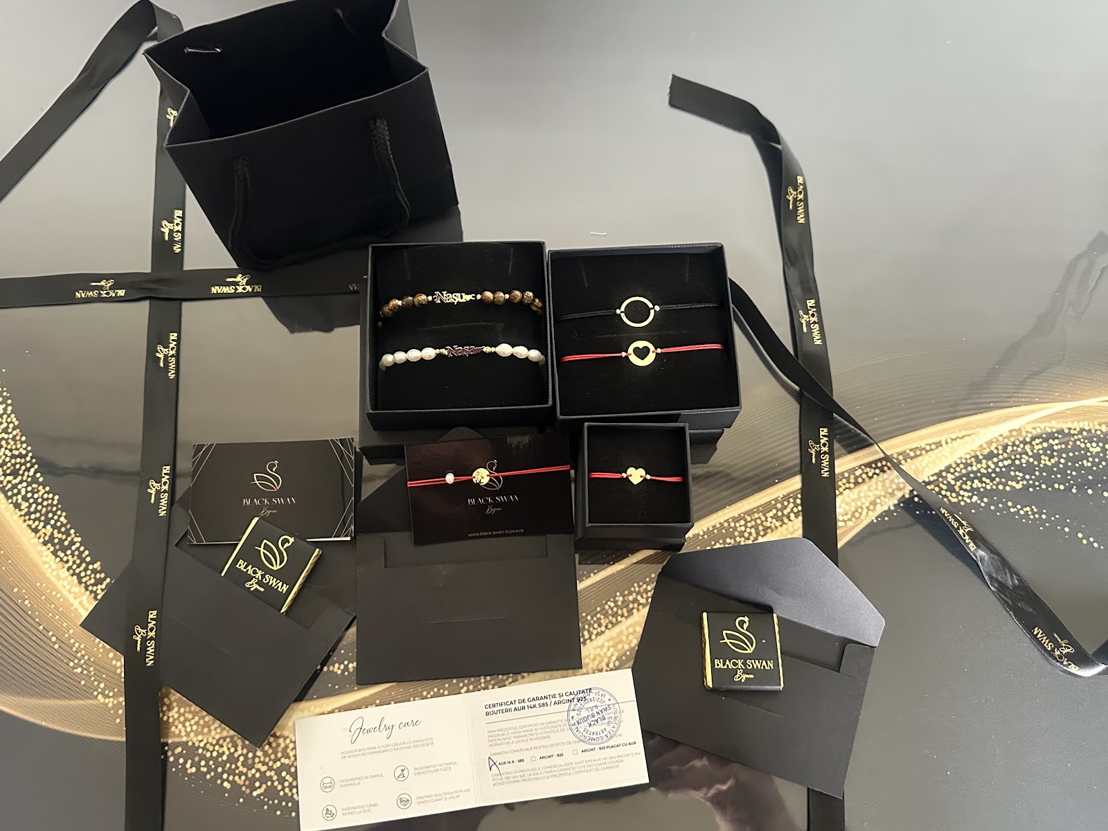 Black Swan Bijoux