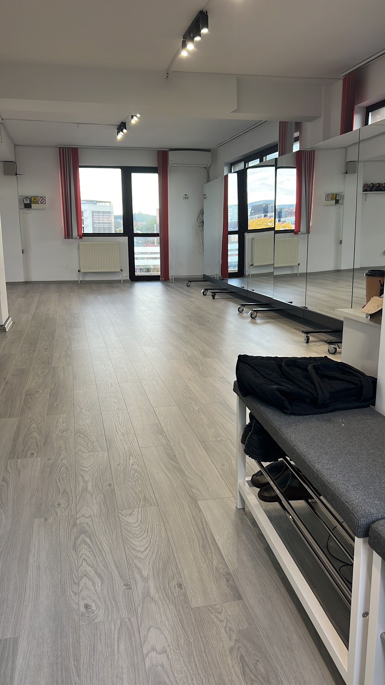 Lys Dance Academy