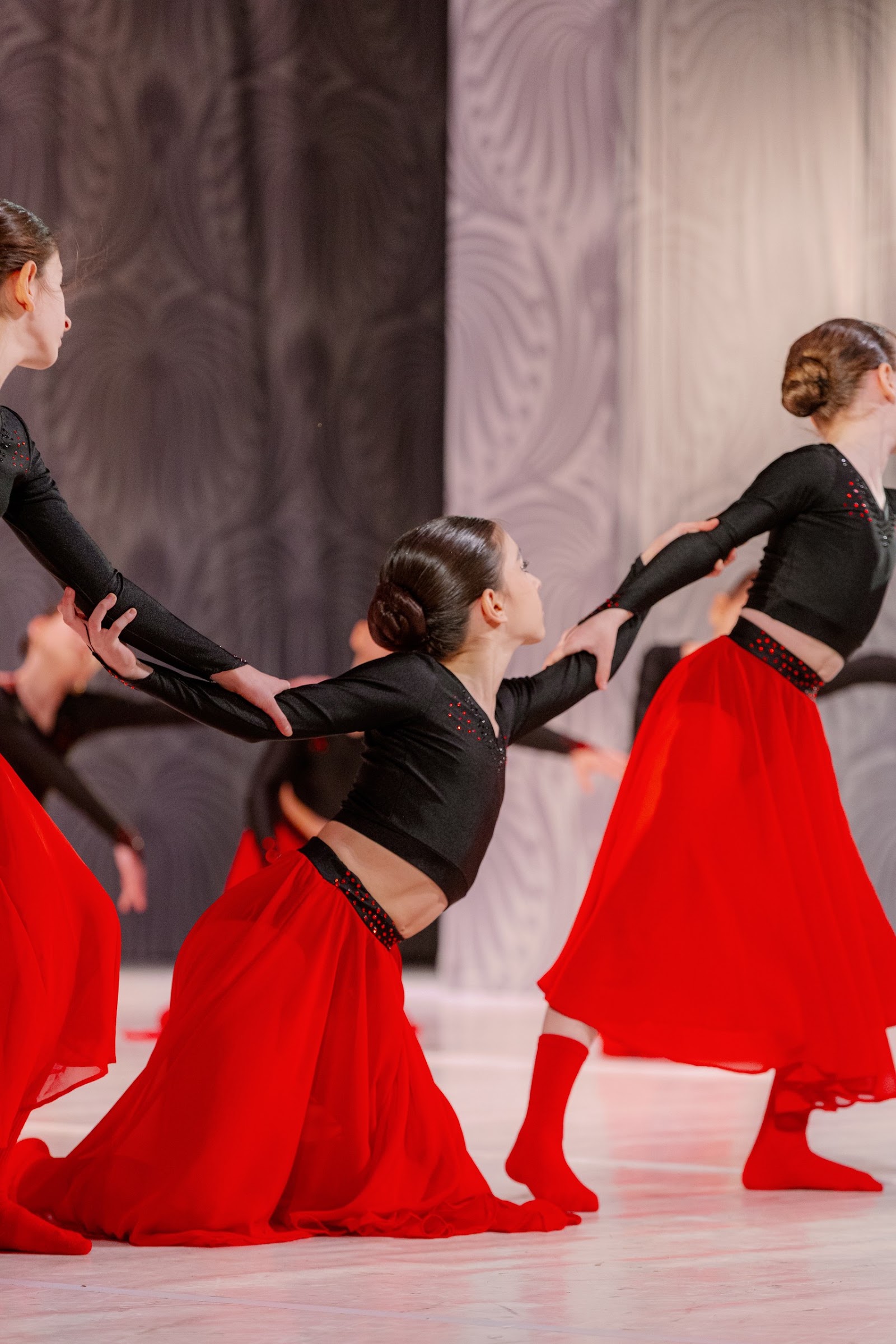 Odette Academy - clase de gimnastică și balet