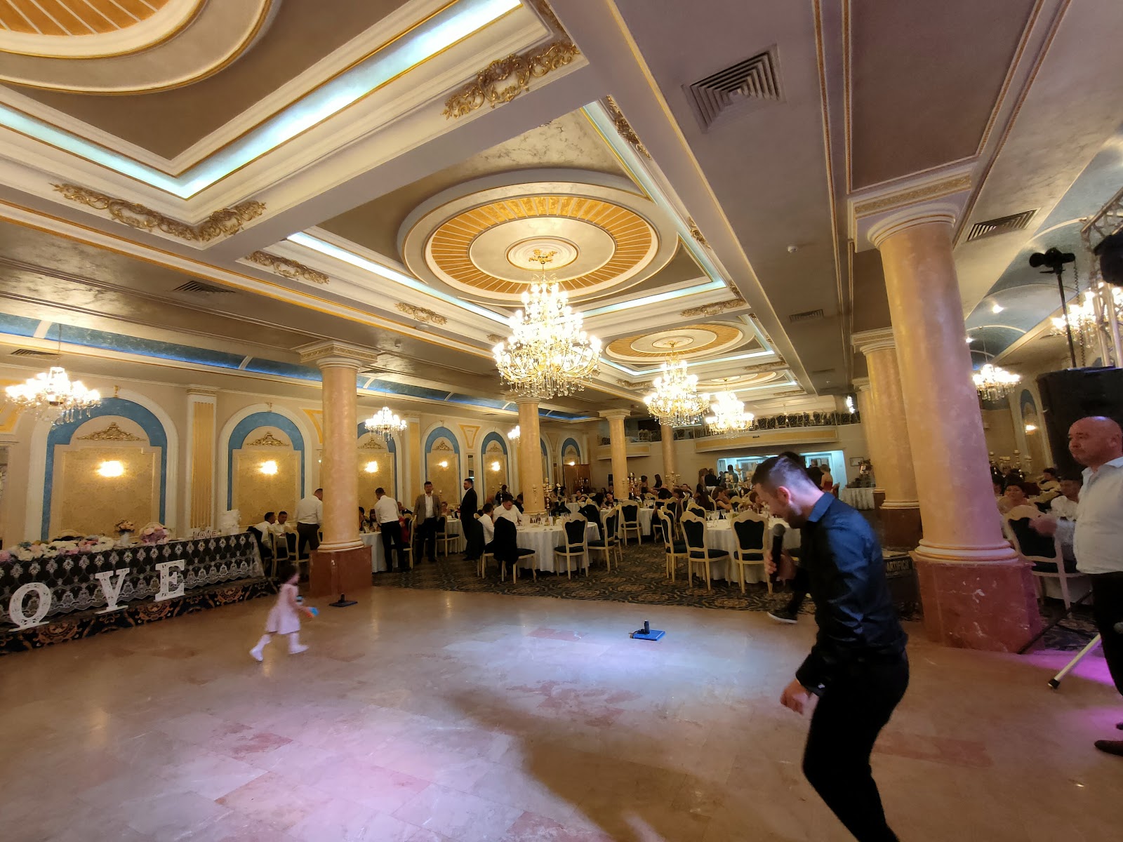 Luxor Ballroom Restaurant Nunti,Botezuri Constanta.Salon Nunti.Meniu Nunta,Botez Constanta