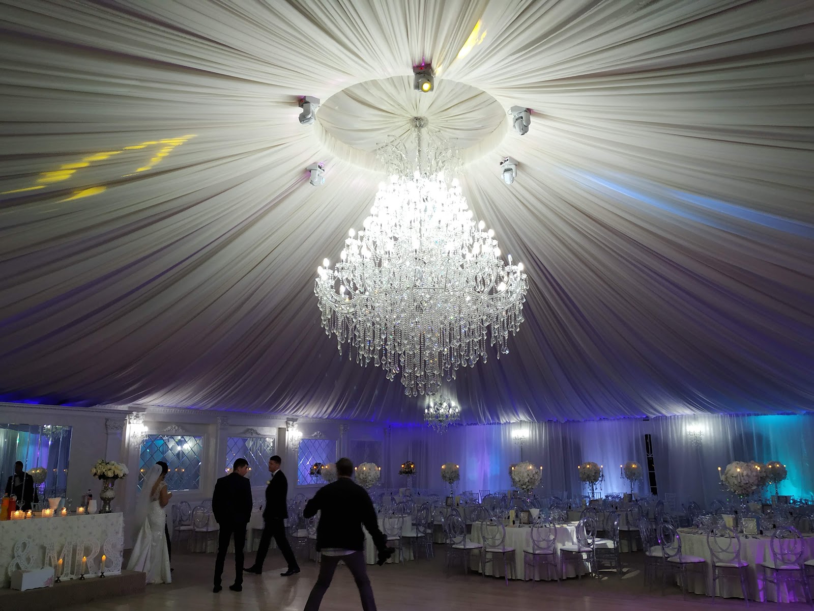 Complex Galla Ballroom