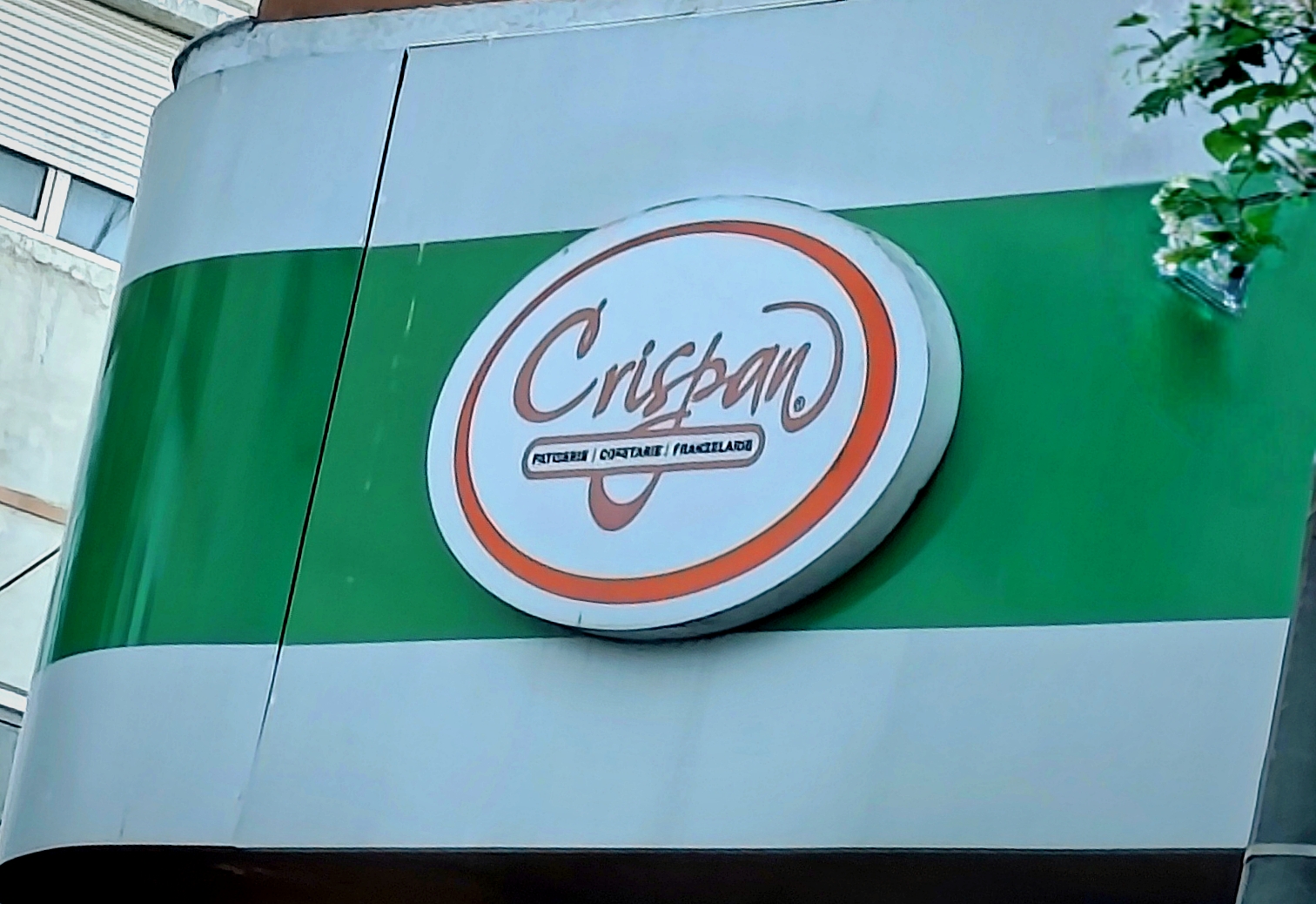 Patiserie - Cofetărie Crispan