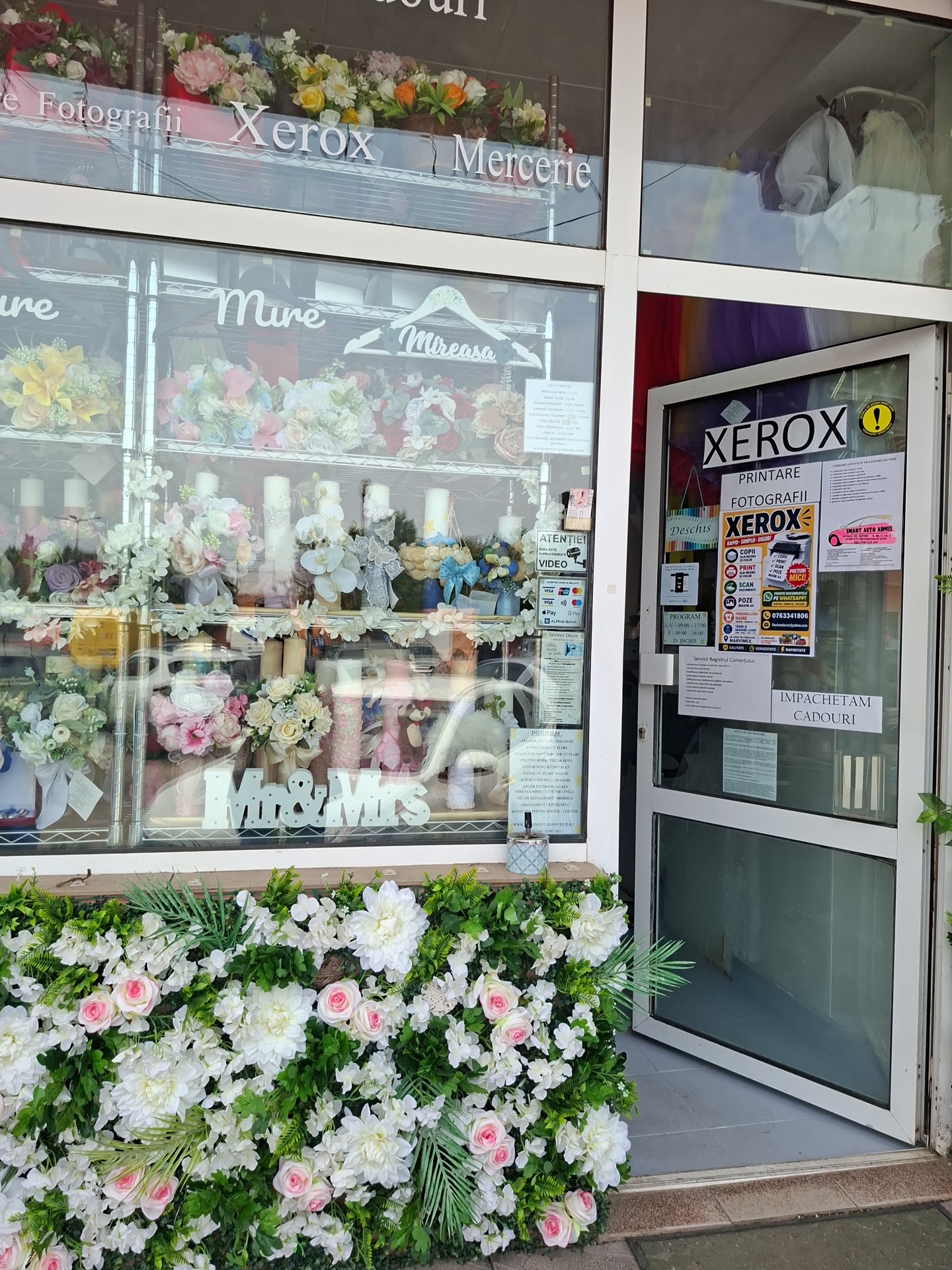 Magazin de cadouri si Florarie Sevirox Decor
