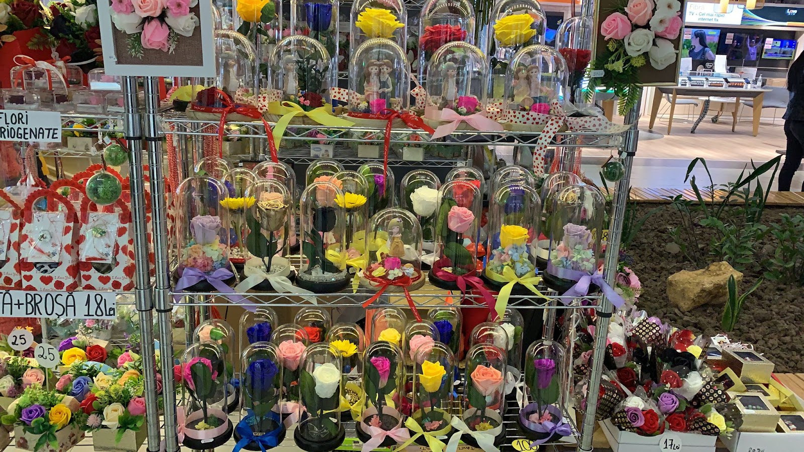 Magazin de cadouri si Florarie Sevirox Decor