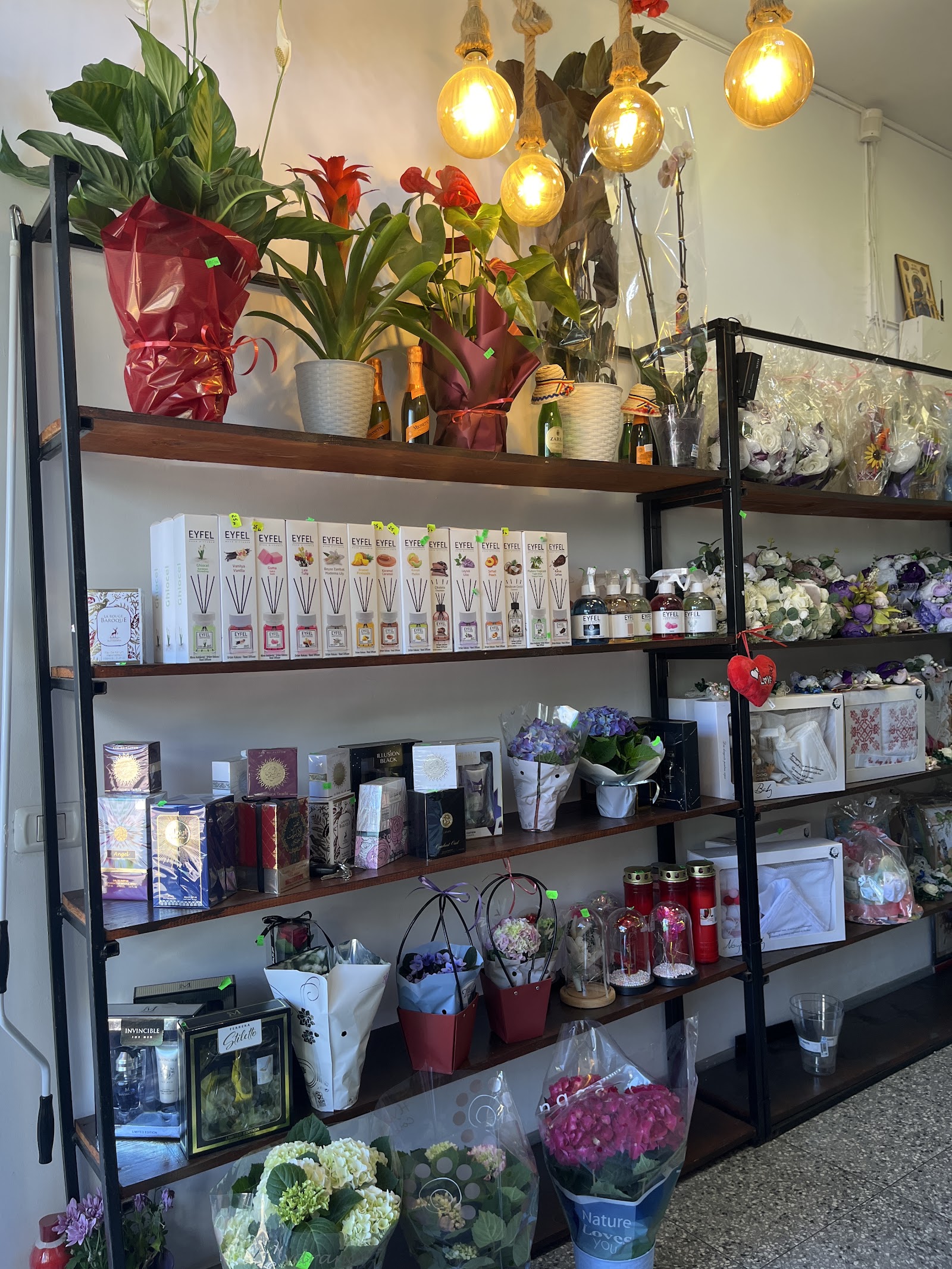 Florărie Ayan’s Flower Boutique