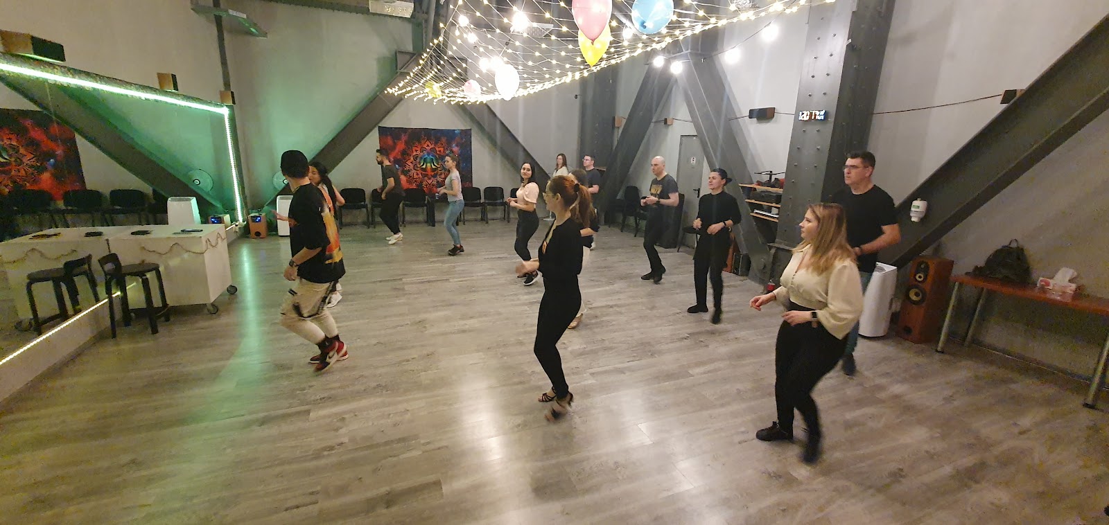 Studio Latino Dreams | Scoala de dans | Cursuri de dansuri latino | Bachata | Salsa I Kizomba