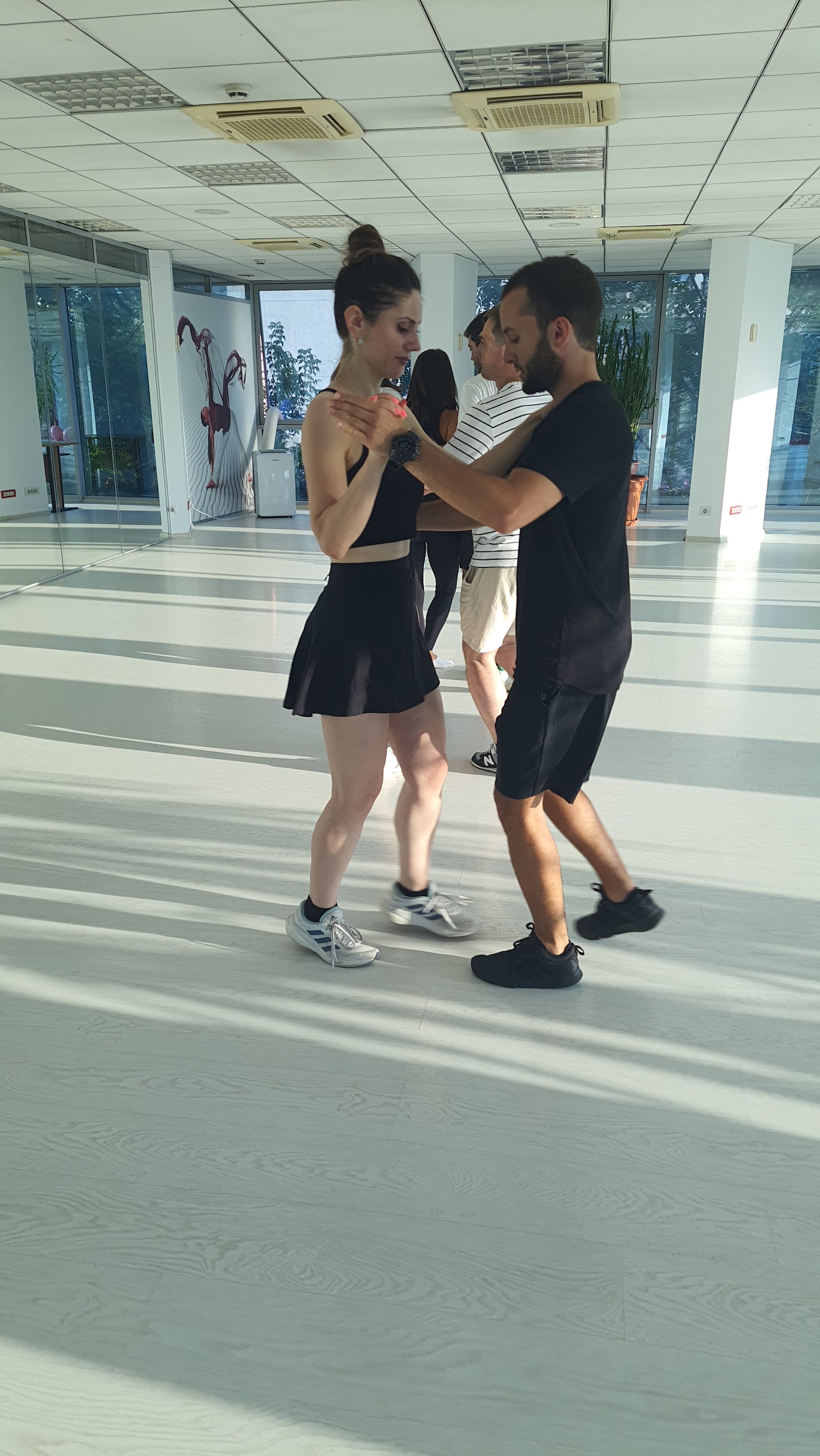 DAnceTime.Ro Cursuri de Dans Bucuresti