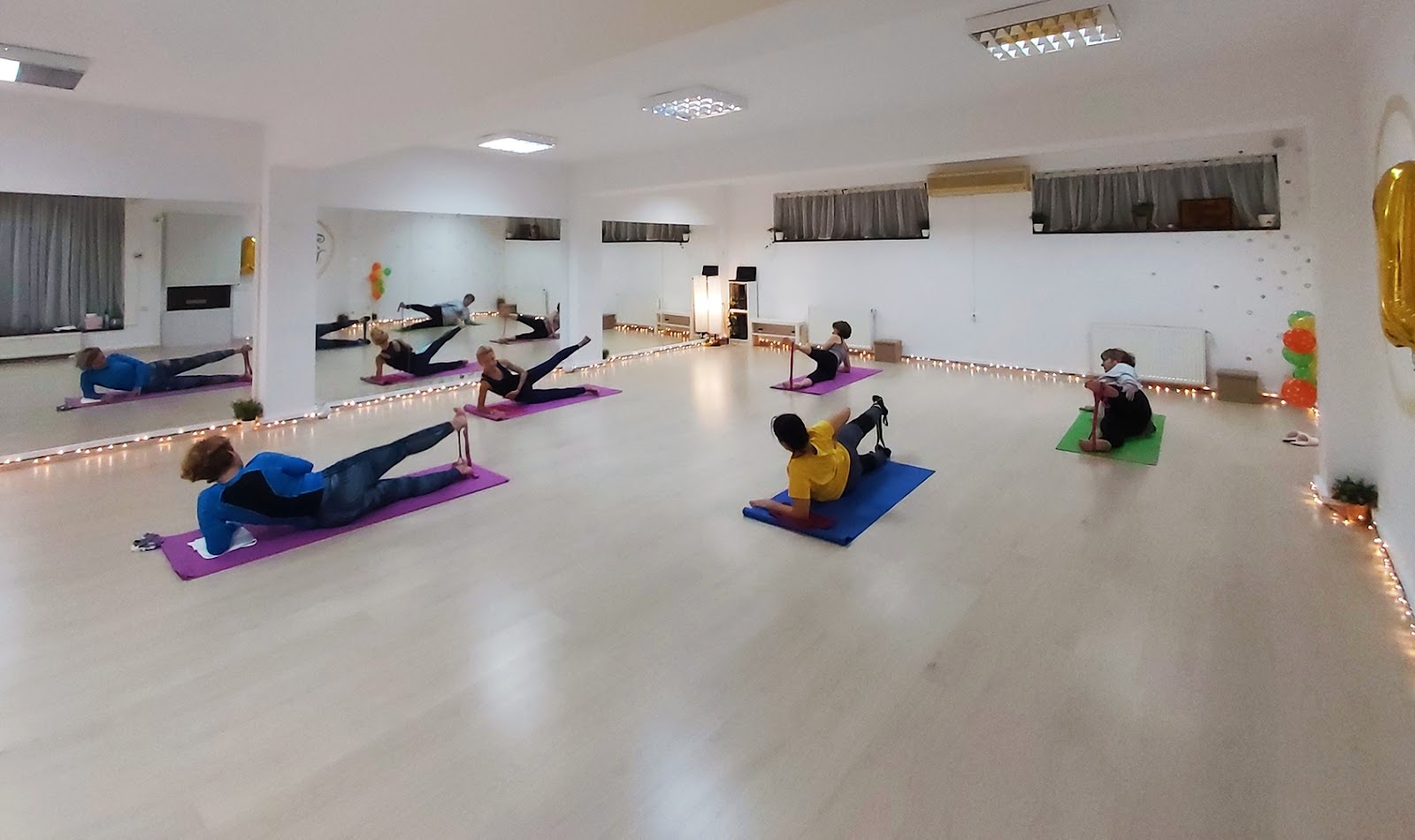 Dance Today (Dans pentru femei, Cursuri de dans private pentru adulți, Yoga)