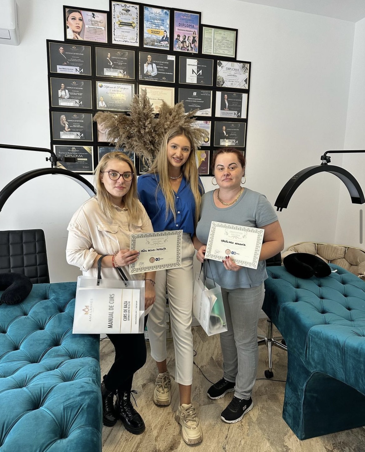 MA Beauty Salon & Academy Constanta. Salon & Cursuri Unghii cu Gel, Extensii Gene Constanta
