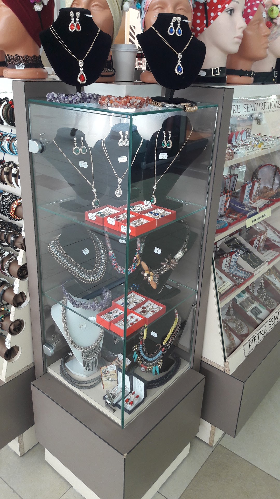 Chic & Art Boutique