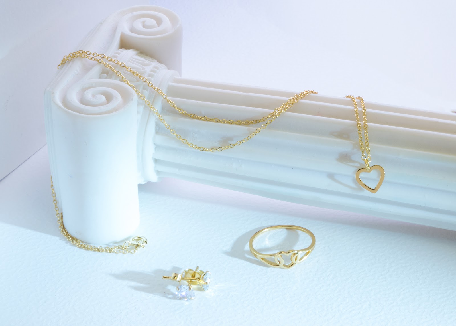 Avra Bijoux